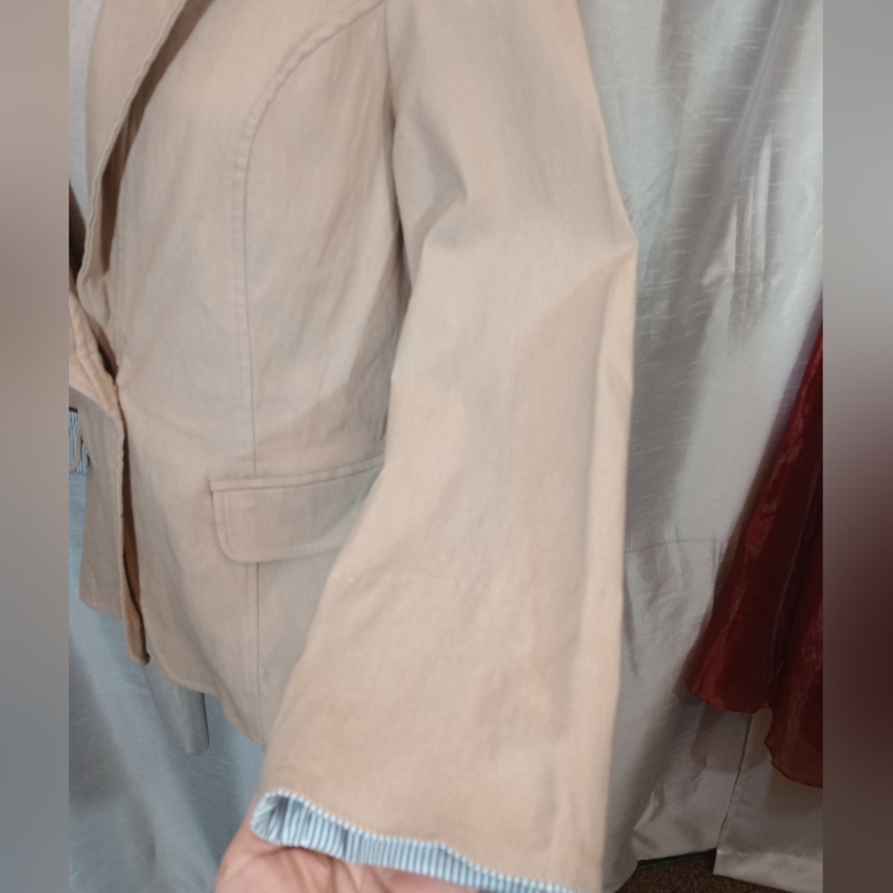 Papaya TAG Girls Blazer, RollUp- 3/4 to down sleeve, BttnUp, Collar, tan, L - Picture 9 of 11